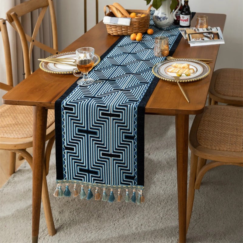 Bluejw Retro Geometric Lines High Quality Jacquard Table Runner Black Luxury Table Runner With Tassel - Image 1
